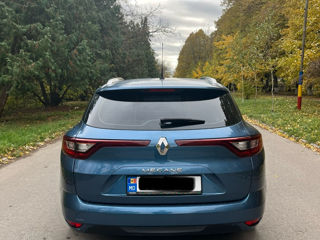 Renault Megane foto 2