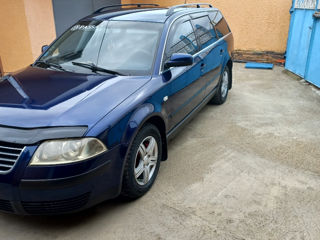 Volkswagen Passat foto 3