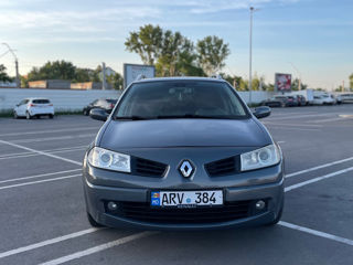 Renault Megane foto 3