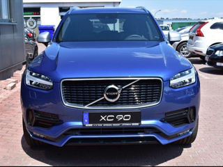 Volvo XC90 foto 1