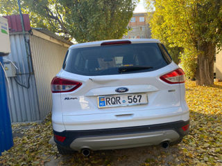 Ford Kuga foto 4