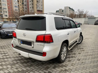 Lexus LX Series foto 5