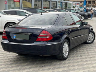 Mercedes E-Class foto 5