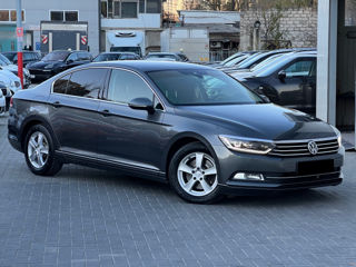 Volkswagen Passat foto 4