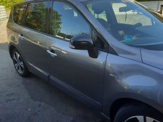 Renault Scenic foto 2