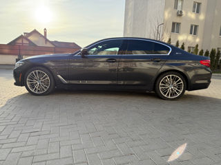 BMW 5 Series foto 2