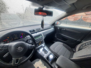 Volkswagen Passat foto 3