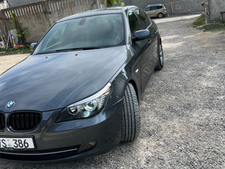 BMW 5 Series foto 3