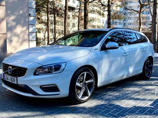 Volvo V60 foto 3