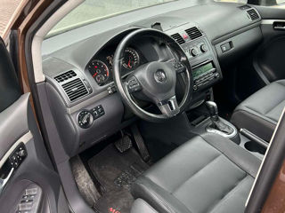 Volkswagen Touran foto 5