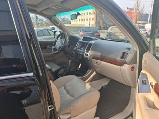 Toyota Land Cruiser Prado фото 8