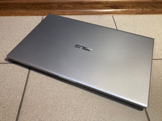 Asus R754 17 inch i7-10Gen 16 RAM SSD 512 фото 2
