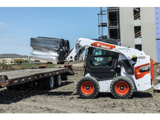 Bobcat Excavator Basculante foto 2