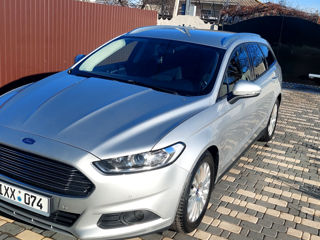 Ford Mondeo foto 6