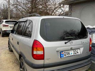 Opel Zafira foto 7