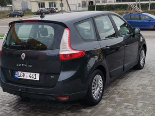 Renault Grand Scenic foto 3