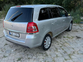 Opel Zafira foto 3