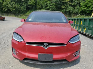 Tesla Model X foto 5