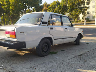 Lada / ВАЗ 2107 foto 2