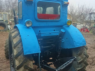 Tractor t 40 тракрор хтз т40 foto 3