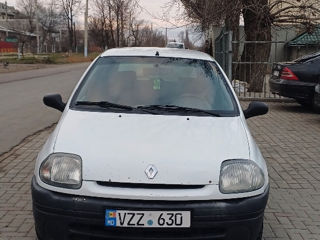 Renault Clio foto 2