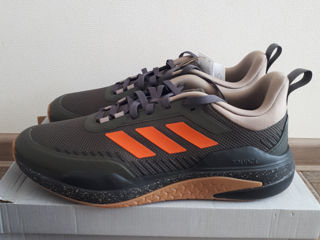 Adidas Trainer V , Noi