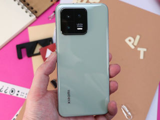 Xiaomi 13 de la 534 lei lunar! Reduceri maxime!