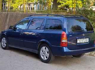 Opel Astra foto 2