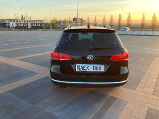 Volkswagen Passat foto 4