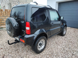 Suzuki Jimny foto 4