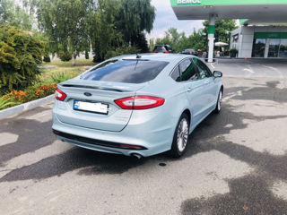 Ford Fusion foto 3