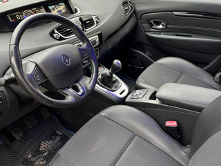 Renault Grand Scenic foto 8