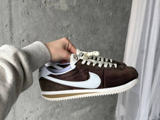 Nike Cortez Brown premium foto 1
