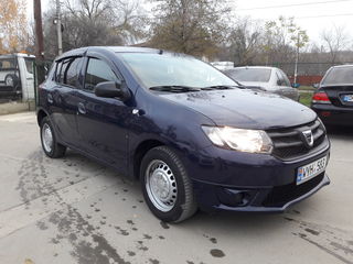 Dacia Sandero foto 3