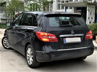 Mercedes B-Class foto 5