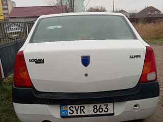 Dacia Logan foto 2