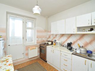 Apartament cu 3 camere, 85 mp, Botanica, bd. Dacia,  38900 € ! foto 8
