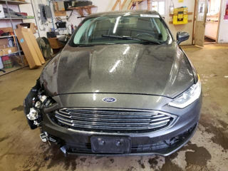 Ford Fusion foto 5