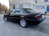 BMW 7 Series foto 4