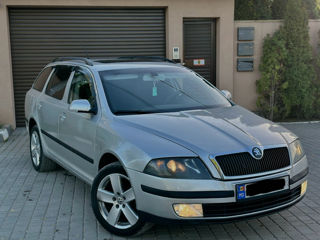 Skoda Octavia foto 2