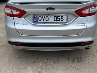 Ford Fusion foto 6