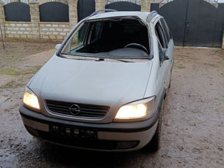 Opel Zafira foto 3