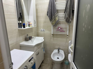 Apartament cu 2 camere, 65 m², Centru, Chișinău foto 5