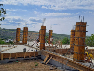 Construcția caselor, gardurilor, garajelor, acoperișurilor