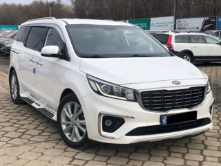 KIA Carnival foto 5