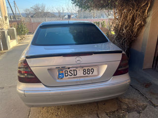 Mercedes E-Class foto 6