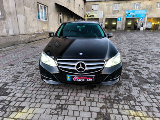 Mercedes E-Class foto 2