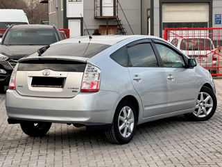 Toyota Prius foto 4