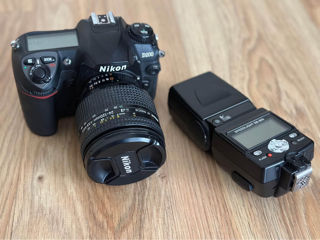 Профессиональный фотоаппарат Nikon ,обяктив ,спышка,ремешок! очень выгодная цена!! срочно!! foto 4