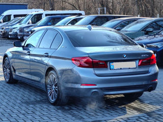 BMW 5 Series foto 5